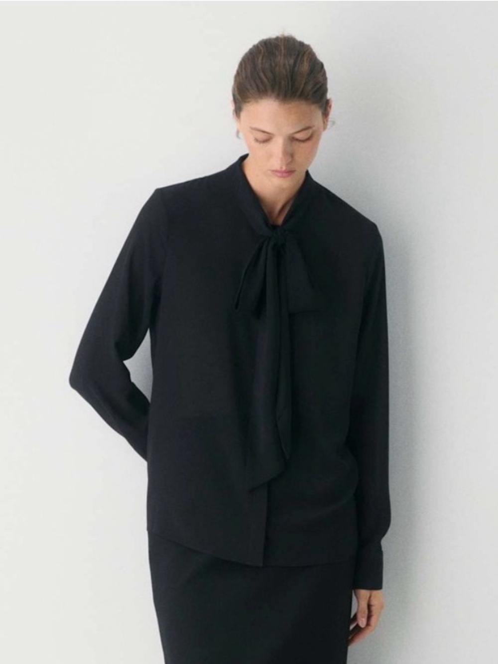 Wilfred Black Tie-Neck Long-Sleeve Blouse